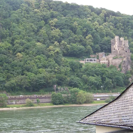 Milberg Assmannshausen * Rüdesheim am Rhein